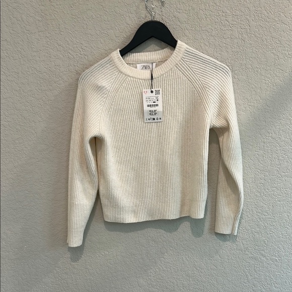 Zara Other - Zara Cream Crew Neck Knit Sweater